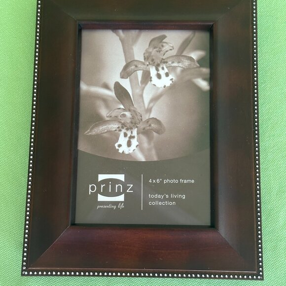 PRINZ WALNUT WOOD 4" X 6" PHOTO PICTURE FRAME:NIB MANDALAY SERIES - Picture 10 of 12